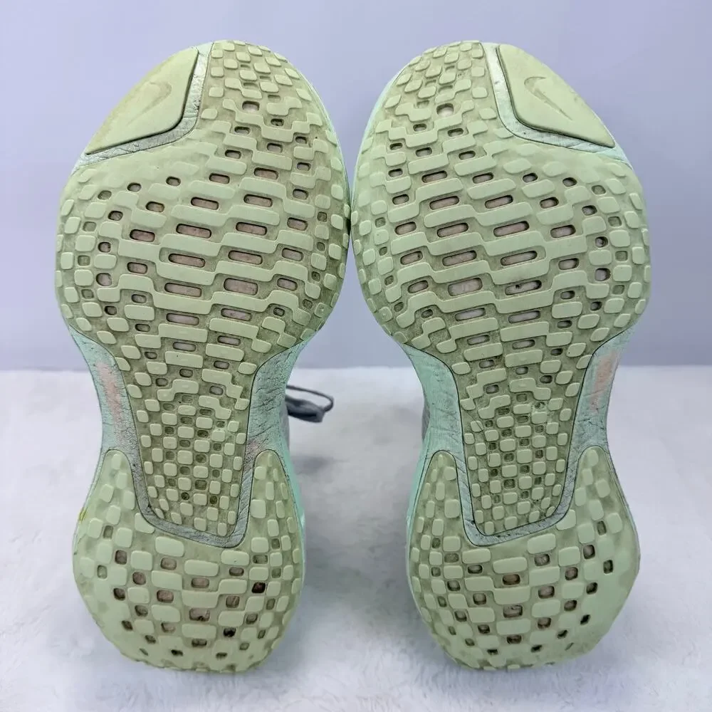 Nike ZoomX Invincible Run Flyknit 3 Women’s Running Shoes DR2660-009 Size 9.5